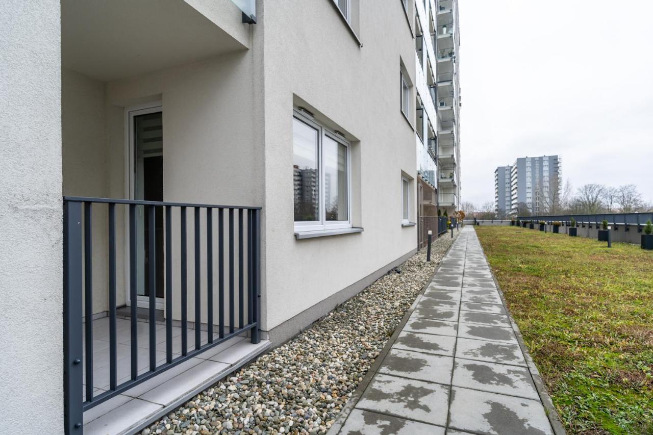 Park Slaski Modern Studio Kattowitz Exterior foto